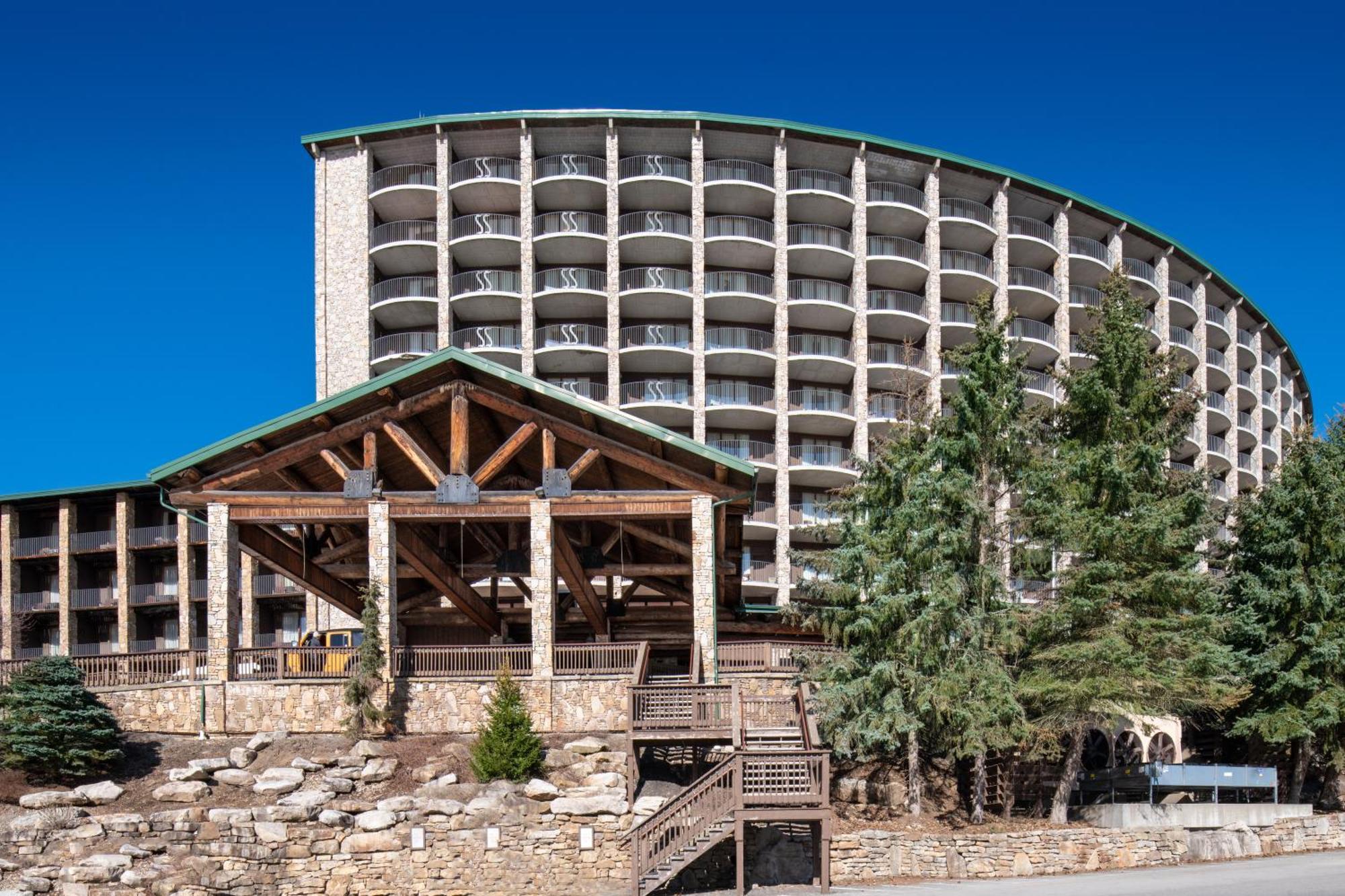 Slopeside Hotel By Seven Springs Resort Champion Exteriér fotografie